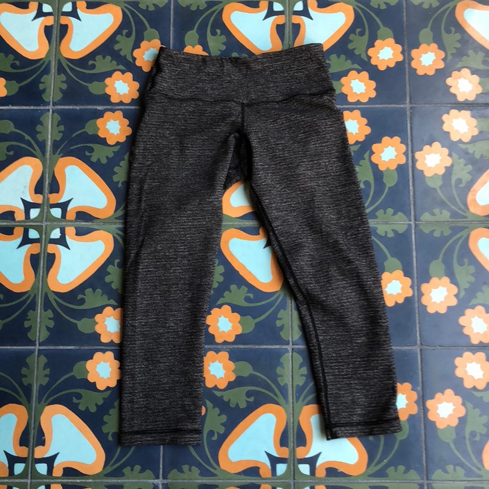 Rare Rulu Fabric Cropped Leggings